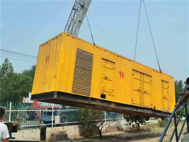 蒸湘300KW柴油发电机组油耗是多少？